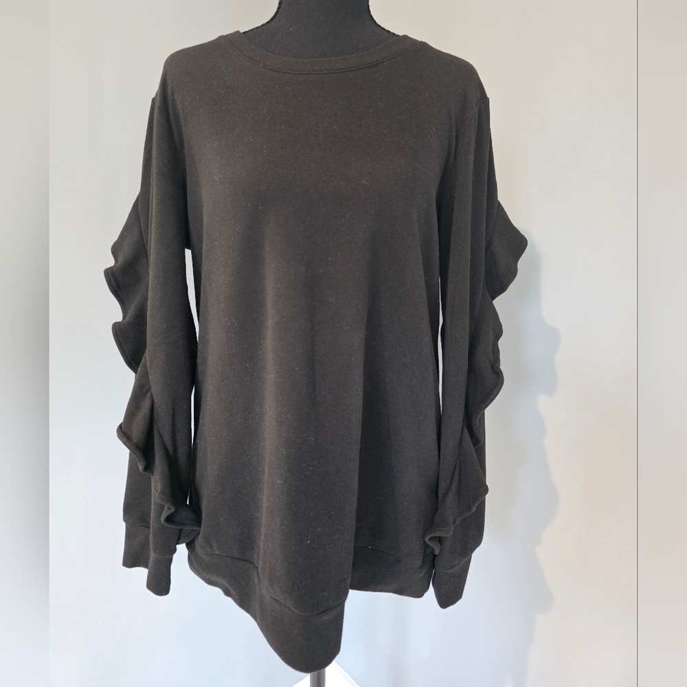 Women's Black Ruffle Sleeve Top